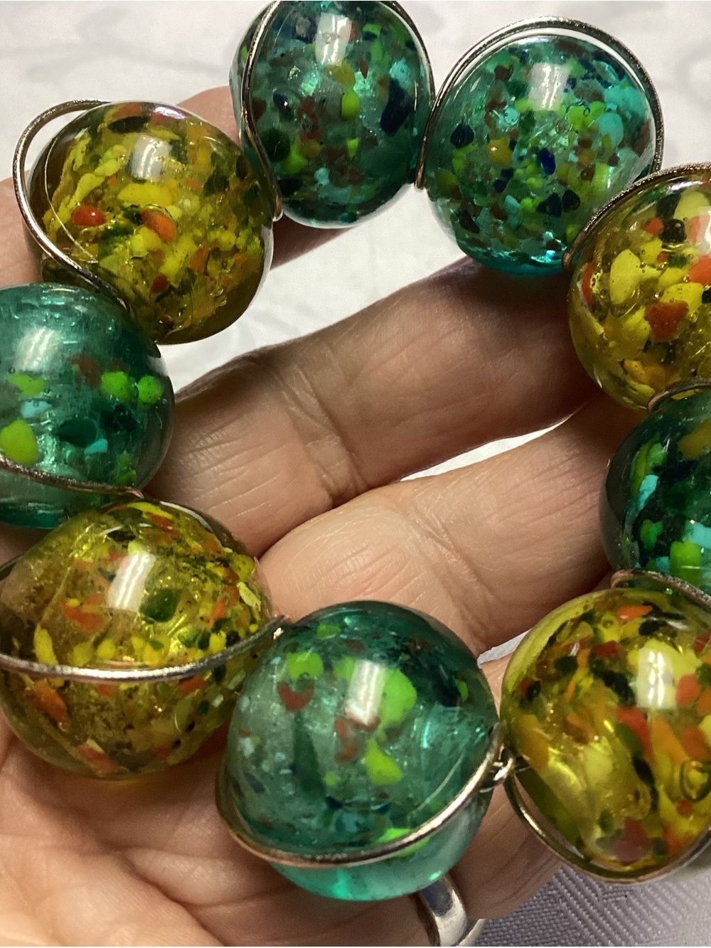 Artisan Multicolor Glass Bead Napkin holders Green & Teal - Picture 4 of 7